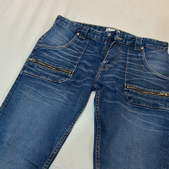 3 jeans in bundle - Picture 2 of 9